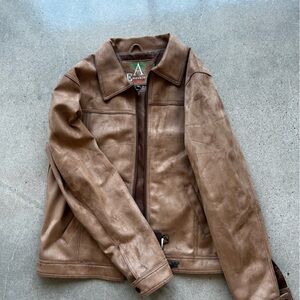NWT Men's Size XXL Italian Jacket Leather. Color Tan. Lining. Never worn.
